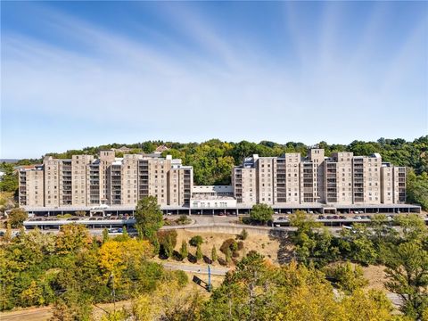 Photo of 2120 Greentree Rd #703E, Pittsburgh, PA 15220 (MLS # 1727740)