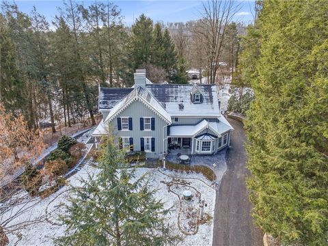 Photo of 168 Rock Ridge Rd, Pittsburgh, PA 15209 (MLS # 1741078)