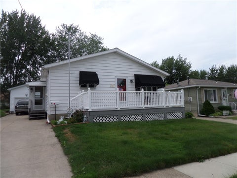 Photo for 3922 East Ave