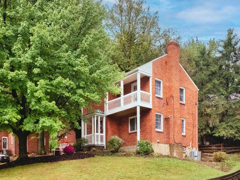 Photo for 287 Sleepy Hollow Rd