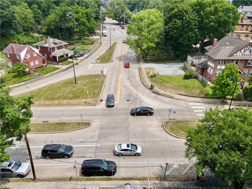 Squirrel Hill, Pennsylvania 15217, United States, 2 Bedrooms Bedrooms, ,1 BathroomBathrooms,Residential,Active,6919