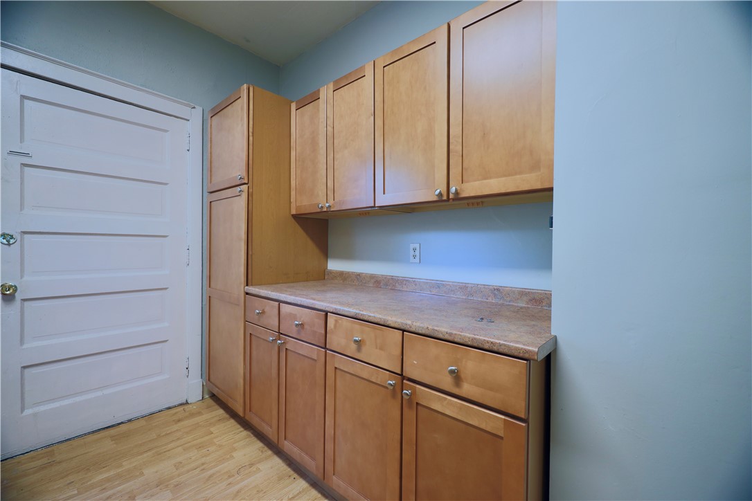 Squirrel Hill, Pennsylvania 15217, United States, 2 Bedrooms Bedrooms, ,1 BathroomBathrooms,Residential,Active,6919