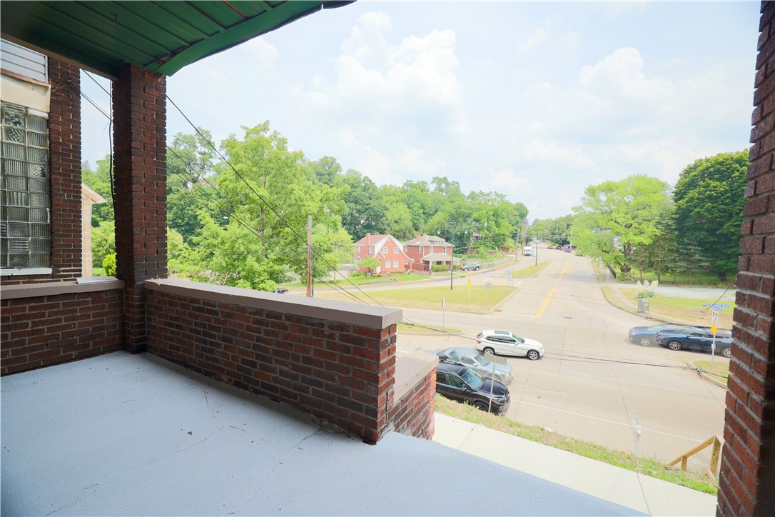 Squirrel Hill, Pennsylvania 15217, United States, 2 Bedrooms Bedrooms, ,1 BathroomBathrooms,Residential,Active,6919