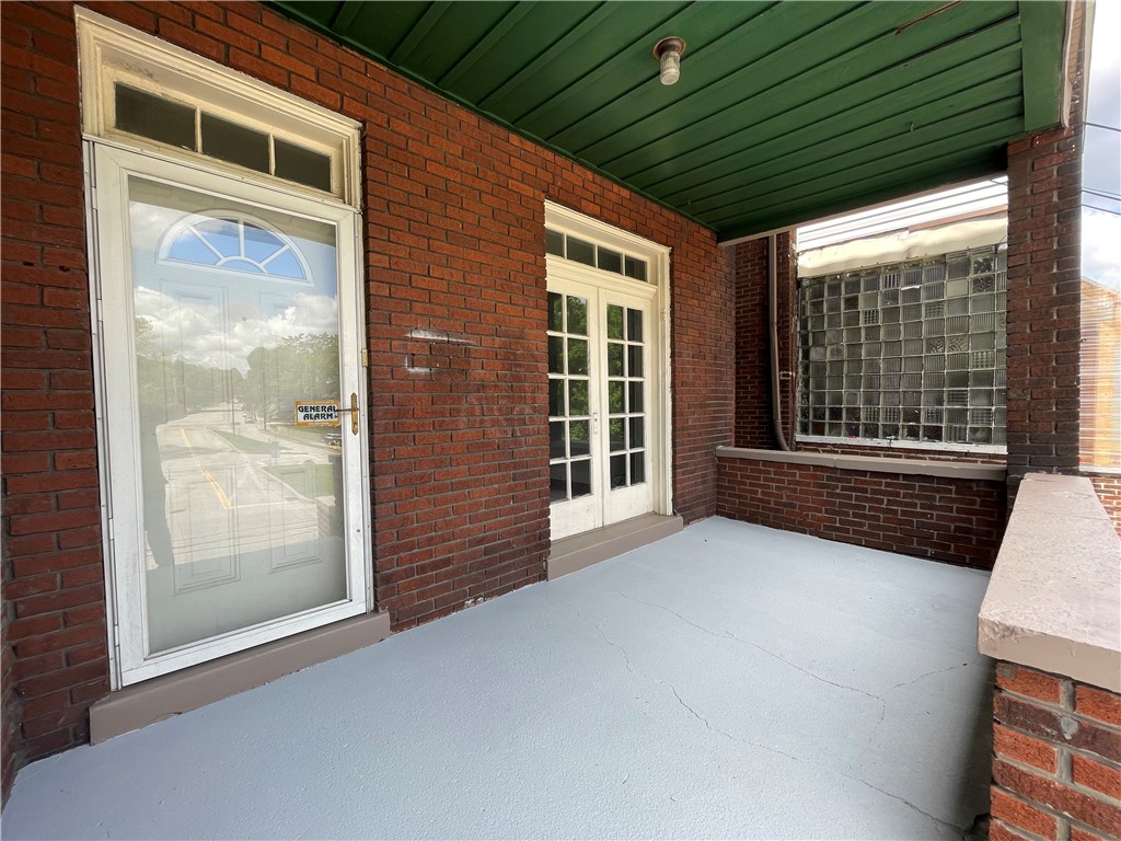 Squirrel Hill, Pennsylvania 15217, United States, 2 Bedrooms Bedrooms, ,1 BathroomBathrooms,Residential,Active,6919