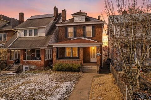 Photo of 1236 Richmond St, Pittsburgh, PA 15218 (MLS # 1738789)