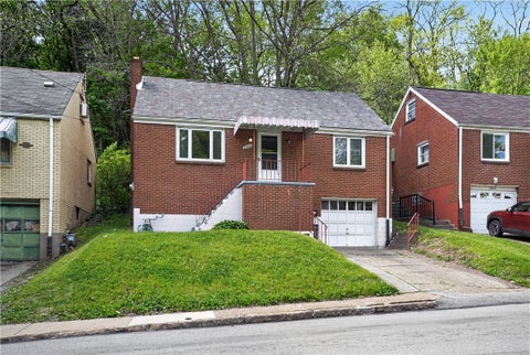 Townhouse For Sale - 2008 Patterson Ave Ave<br/> McKeesport, PA 15132