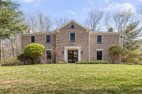 Photo of 119 Shadow Ridge Dr, Pittsburgh, PA 15238 (MLS # 1747664)