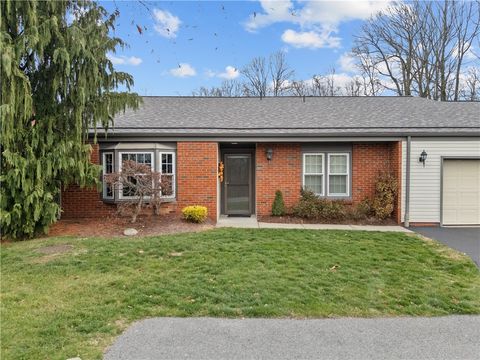 Photo of 1033 Rutledge Dr, Pittsburgh, PA 15241 (MLS # 1732556)