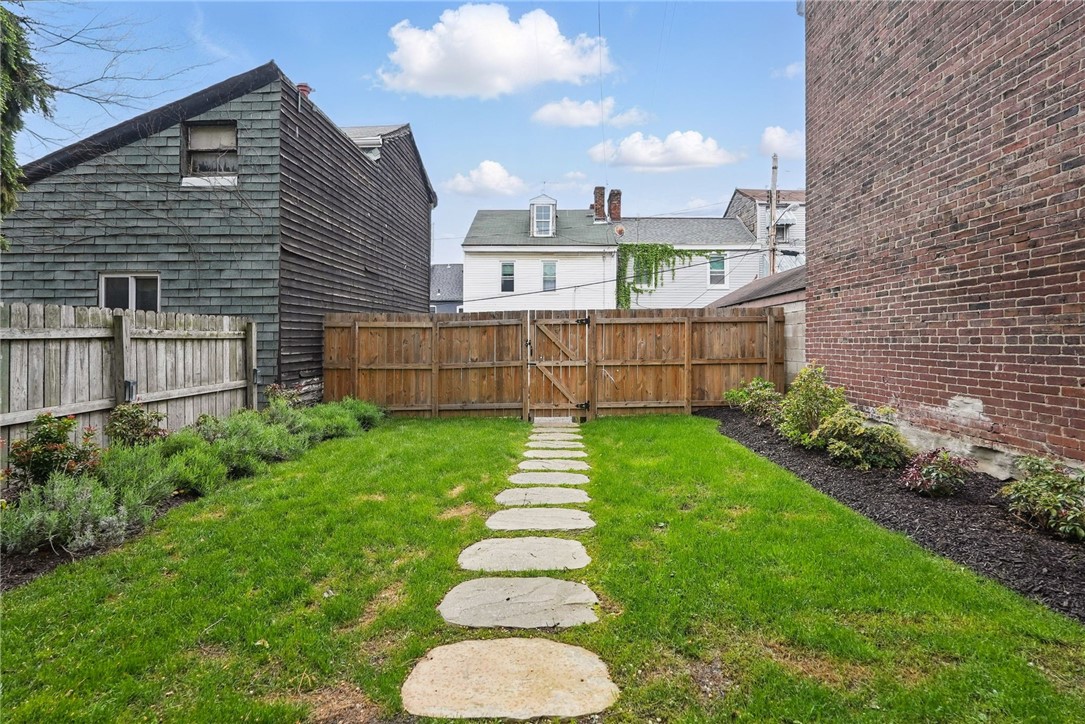 253 37th St St, Lawrenceville, Pennsylvania image 29