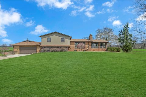 325 Sunnyside Road North Beaver Twp PA 16102