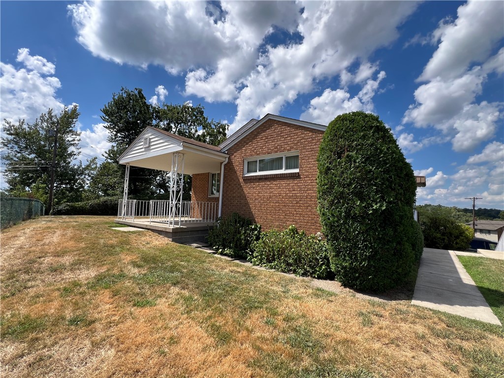 Pleasant Hills, Pennsylvania 15236, United States, 3 Bedrooms Bedrooms, ,1 BathroomBathrooms,Residential,Active,197992