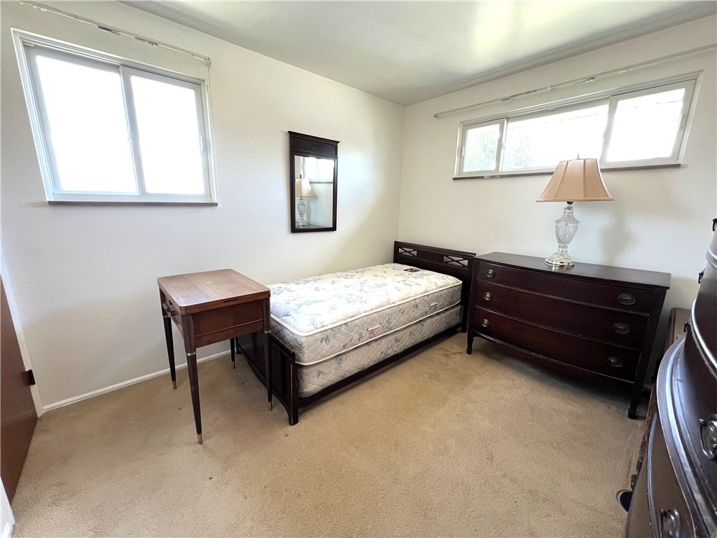 Pleasant Hills, Pennsylvania 15236, United States, 3 Bedrooms Bedrooms, ,1 BathroomBathrooms,Residential,Active,197992