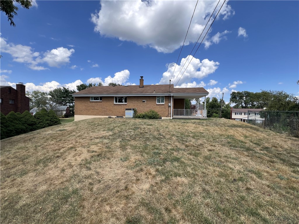 Pleasant Hills, Pennsylvania 15236, United States, 3 Bedrooms Bedrooms, ,1 BathroomBathrooms,Residential,Active,197992