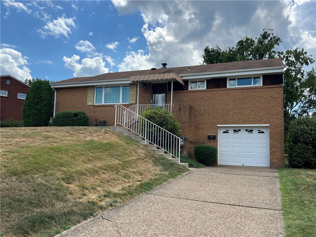 Pleasant Hills, Pennsylvania 15236, United States, 3 Bedrooms Bedrooms, ,1 BathroomBathrooms,Residential,Active,197992