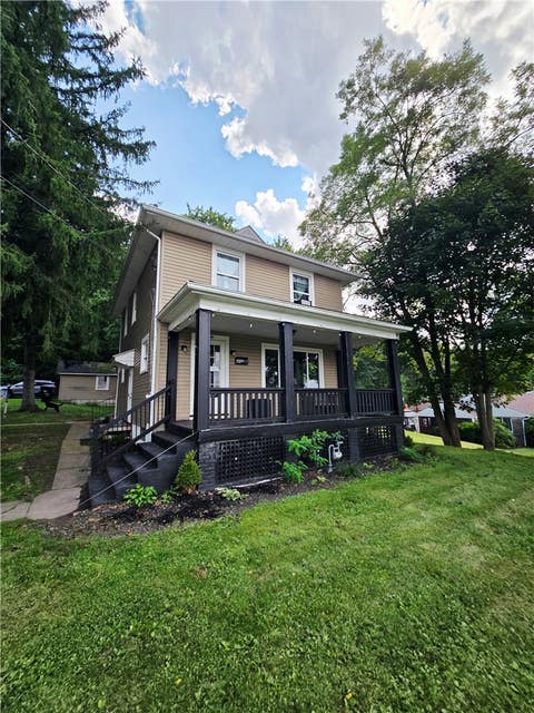 Homes For Sale - 1401 Wade Street Ext Ext<br/> Aliquippa, PA 15001