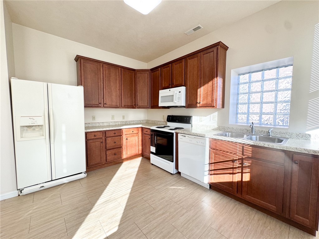 137 N Main St D
