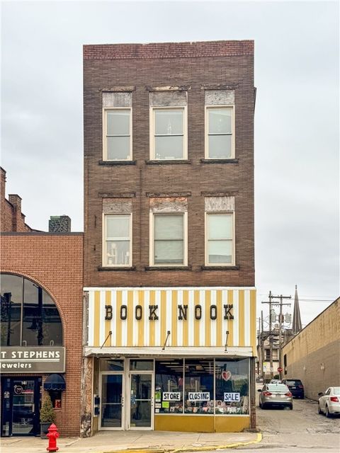 Photo of 137 N Main St #D, Butler, PA 16001 (MLS # 1733634)