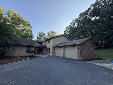 Homes For Sale - 4900 Cole Road Rd<br/> Murrysville, PA 15668