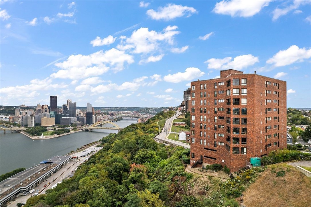 1700 Grandview Ave 1102