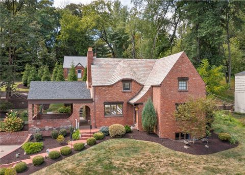 215 Brookside Blvd Upper St Clair PA 15241