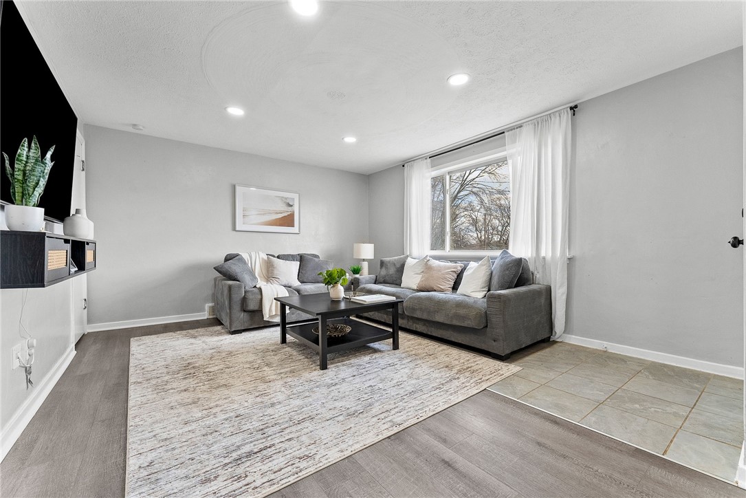 3856 Hilpert St, Brentwood, Pennsylvania image 6