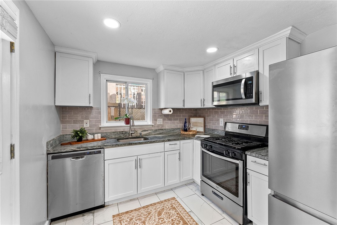 3856 Hilpert St, Brentwood, Pennsylvania image 11