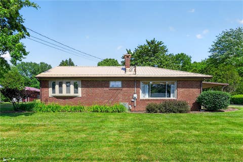 Photo of 2617 S Hermitage Rd, Hermitage, PA 16148 (MLS # 1760300)