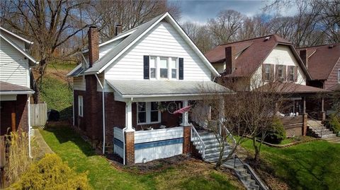 Photo of 412 Charles St, Butler, PA 16001 (MLS # 1726312)