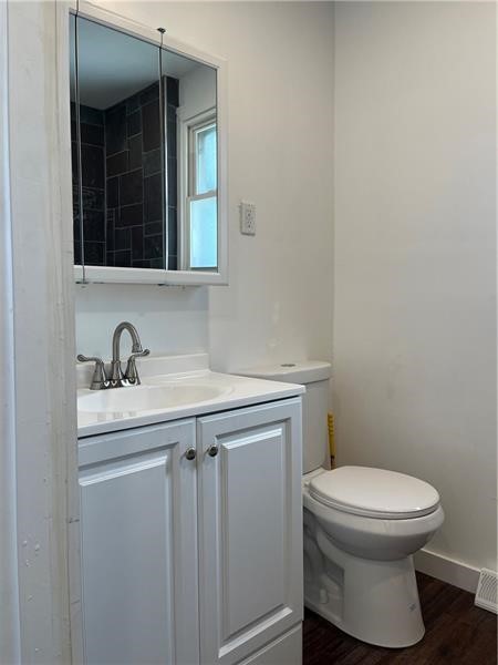 Connellsville, Pennsylvania 15683, United States, 3 Bedrooms Bedrooms, ,1 BathroomBathrooms,Residential,Active,47602