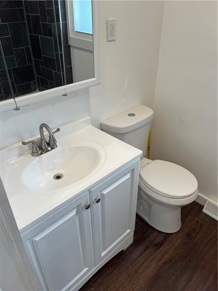 Connellsville, Pennsylvania 15683, United States, 3 Bedrooms Bedrooms, ,1 BathroomBathrooms,Residential,Active,47602