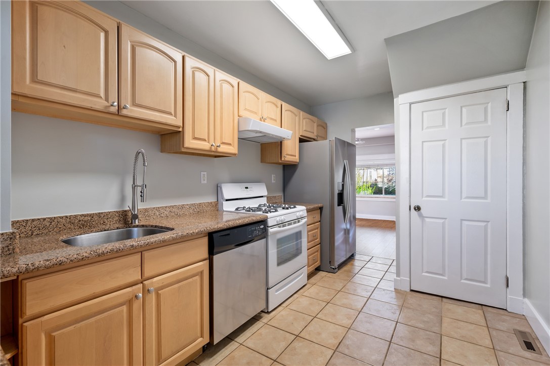 3248 Dawson St St, Oakland, Pennsylvania image 14