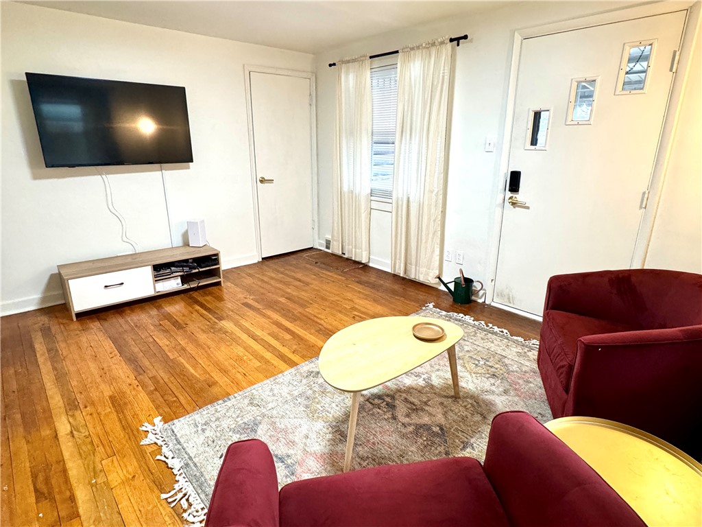 N Versailles, Pennsylvania 15137, United States, 4 Bedrooms Bedrooms, ,2 BathroomsBathrooms,Residential,Active,93481