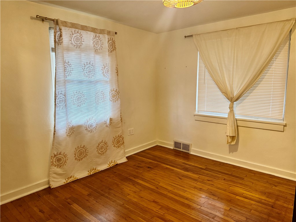 N Versailles, Pennsylvania 15137, United States, 4 Bedrooms Bedrooms, ,2 BathroomsBathrooms,Residential,Active,93481