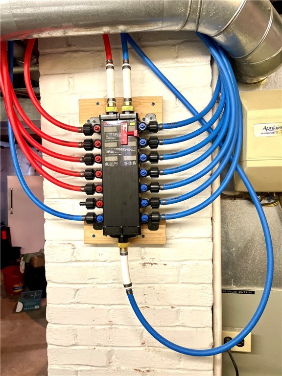 N Versailles, Pennsylvania 15137, United States, 4 Bedrooms Bedrooms, ,2 BathroomsBathrooms,Residential,Active,93481