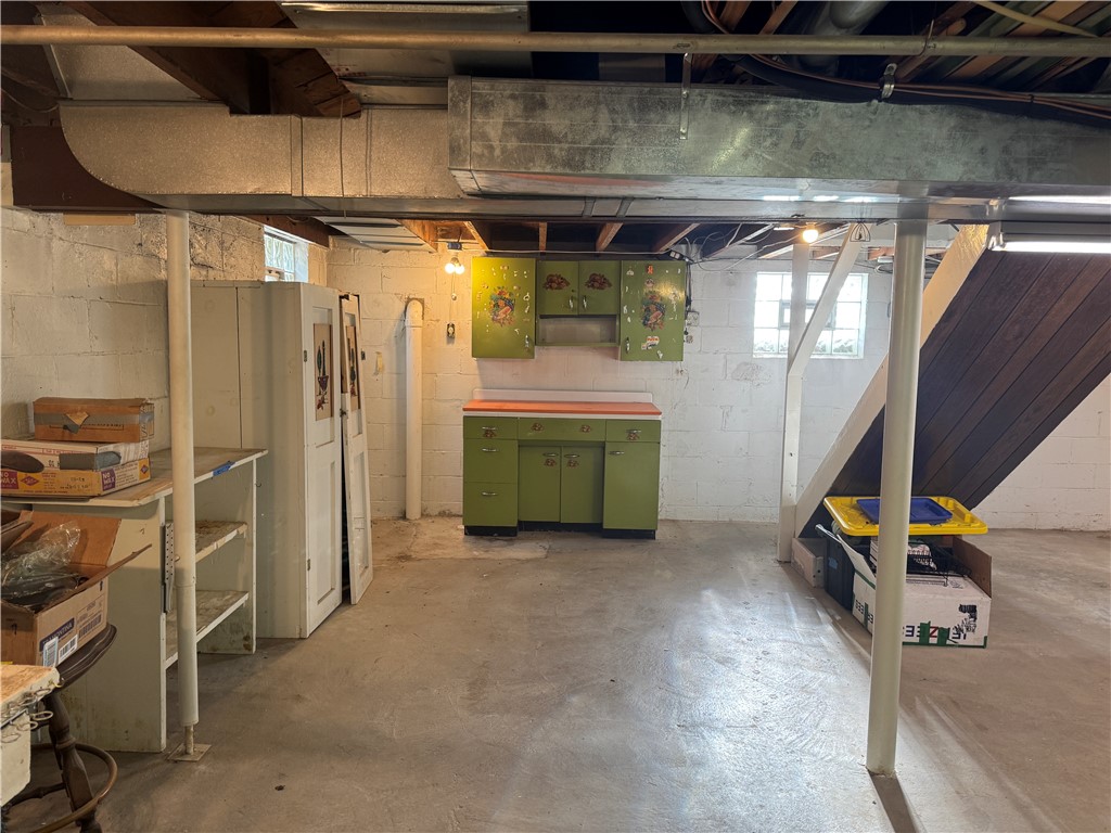 N Versailles, Pennsylvania 15137, United States, 4 Bedrooms Bedrooms, ,2 BathroomsBathrooms,Residential,Active,93481