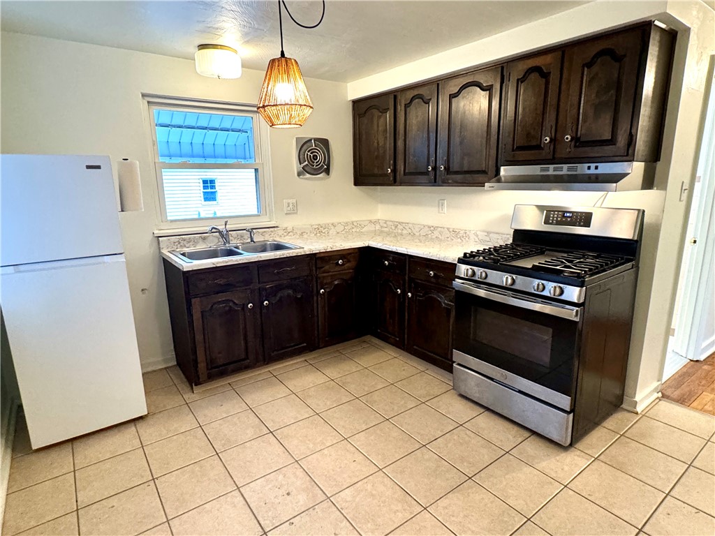 N Versailles, Pennsylvania 15137, United States, 4 Bedrooms Bedrooms, ,2 BathroomsBathrooms,Residential,Active,93481