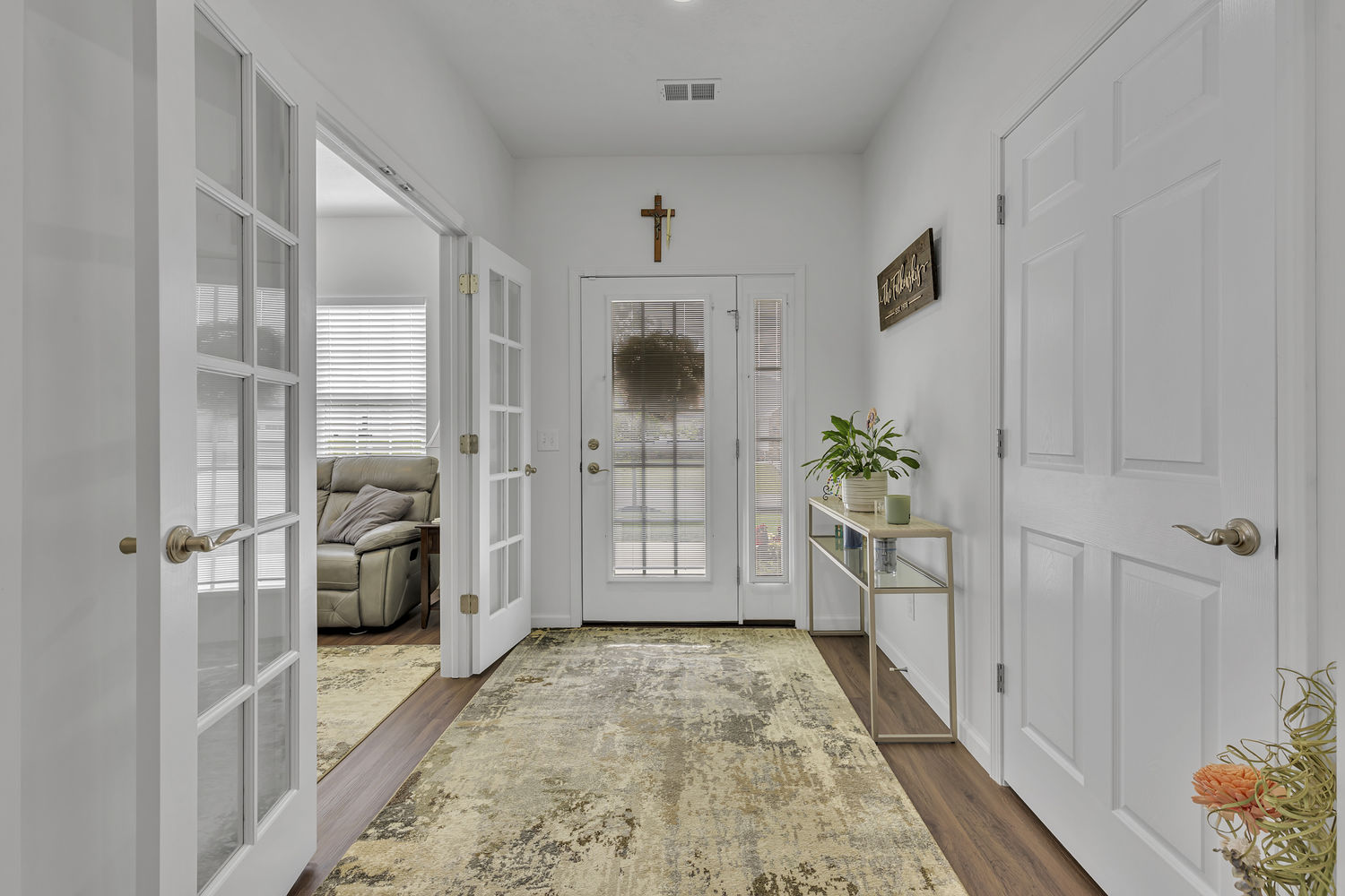 1706 Cherokee Drive