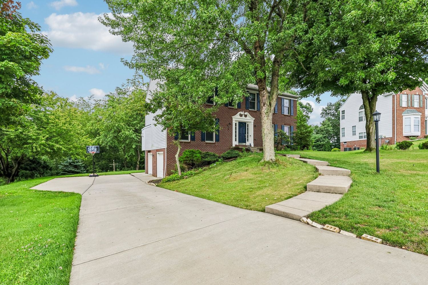 4008 Claridon Dr.