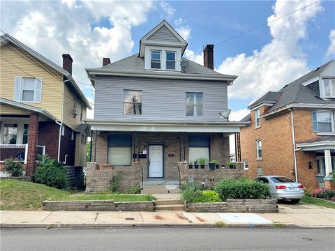 Photo of 2462 Pioneer Ave, Pittsburgh, PA 15226 (MLS # 1736236)