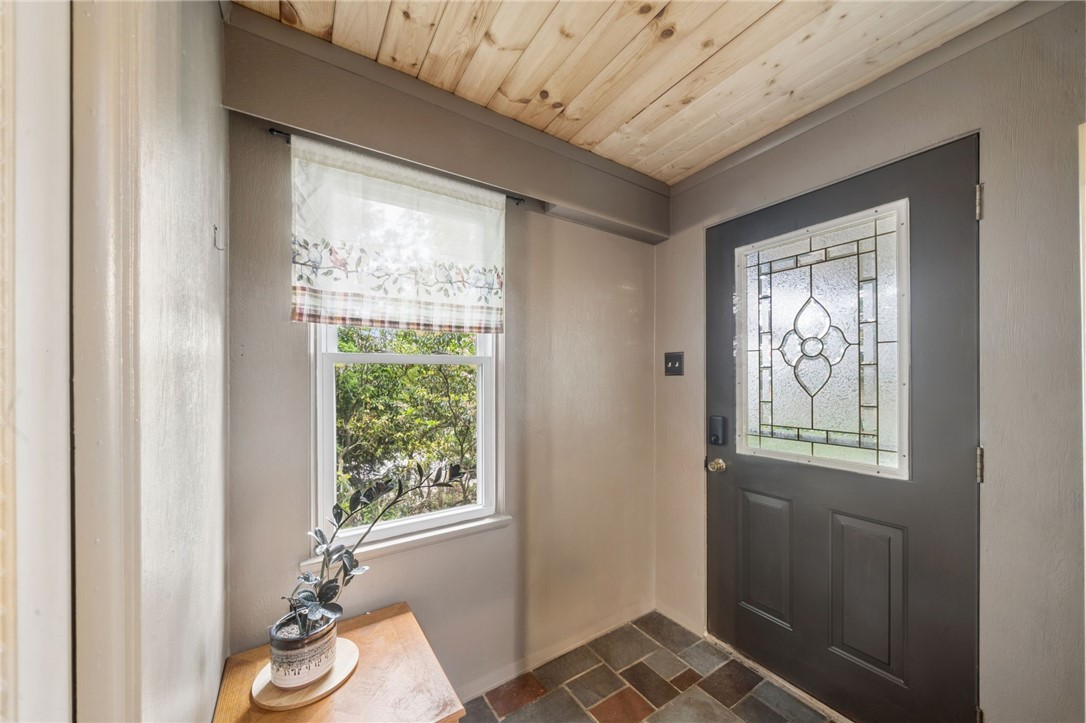 339 Good St