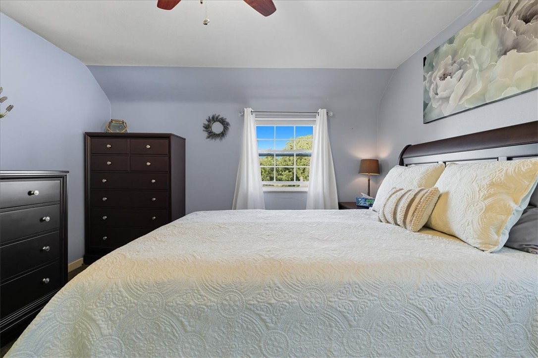 Brentwood, Pennsylvania 15227, United States, 3 Bedrooms Bedrooms, ,2 BathroomsBathrooms,Residential,Active,221697