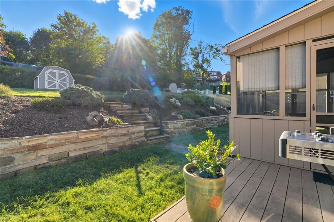 Brentwood, Pennsylvania 15227, United States, 3 Bedrooms Bedrooms, ,2 BathroomsBathrooms,Residential,Active,221697