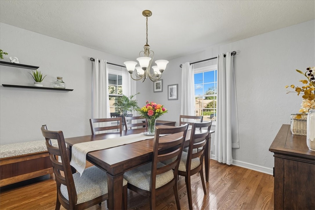 Brentwood, Pennsylvania 15227, United States, 3 Bedrooms Bedrooms, ,2 BathroomsBathrooms,Residential,Active,221697