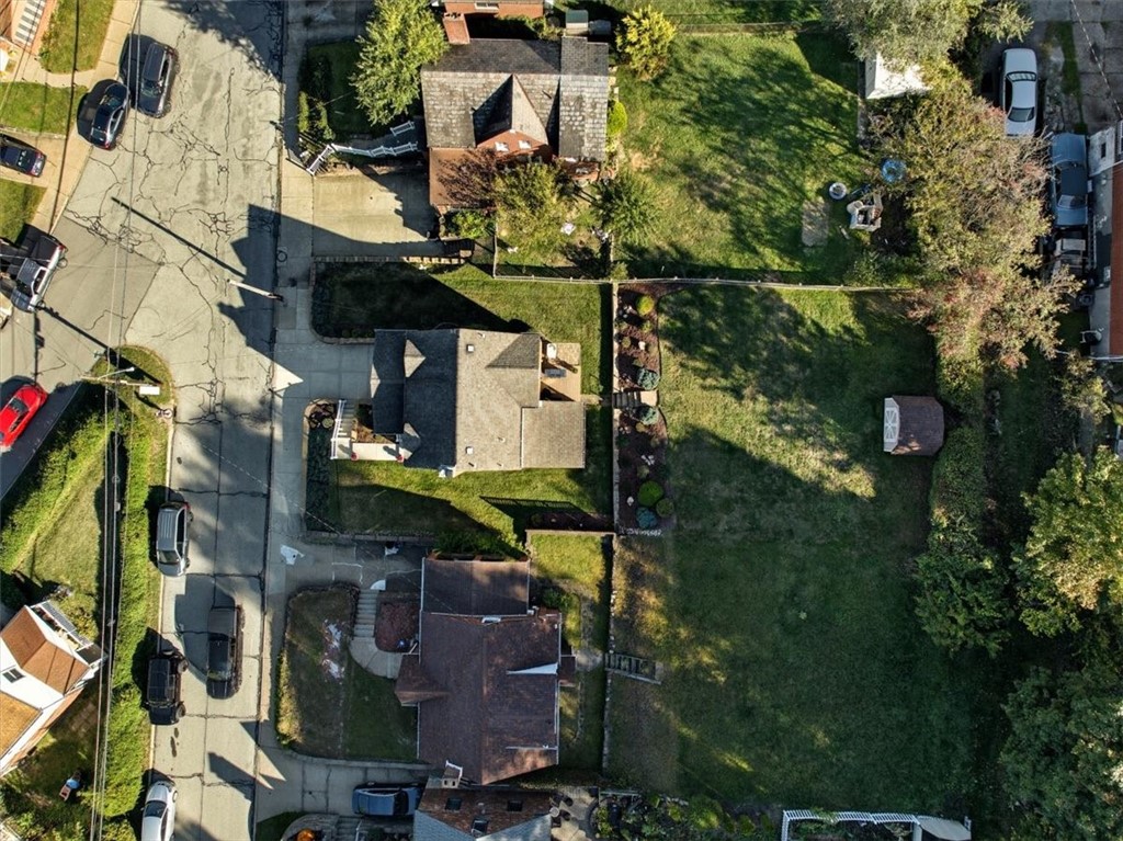 Brentwood, Pennsylvania 15227, United States, 3 Bedrooms Bedrooms, ,2 BathroomsBathrooms,Residential,Active,221697