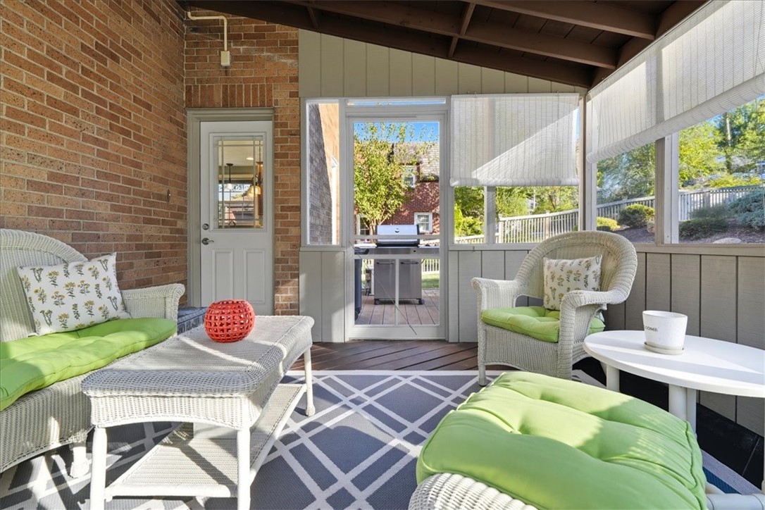 Brentwood, Pennsylvania 15227, United States, 3 Bedrooms Bedrooms, ,2 BathroomsBathrooms,Residential,Active,221697