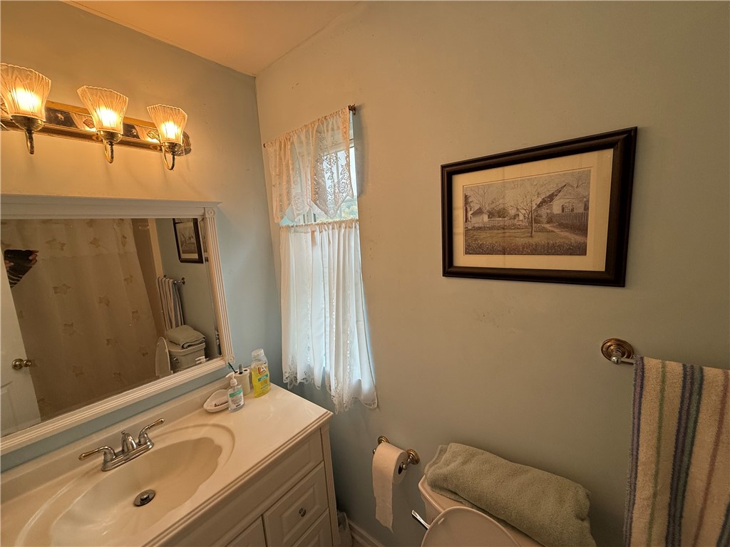 White Twp, Pennsylvania 15701, United States, 4 Bedrooms Bedrooms, ,2 BathroomsBathrooms,Residential,Active,218108