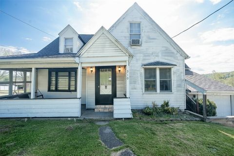Photo of 310 Almond St, Northern Cambria School District, PA 15714 (MLS # 1752047)