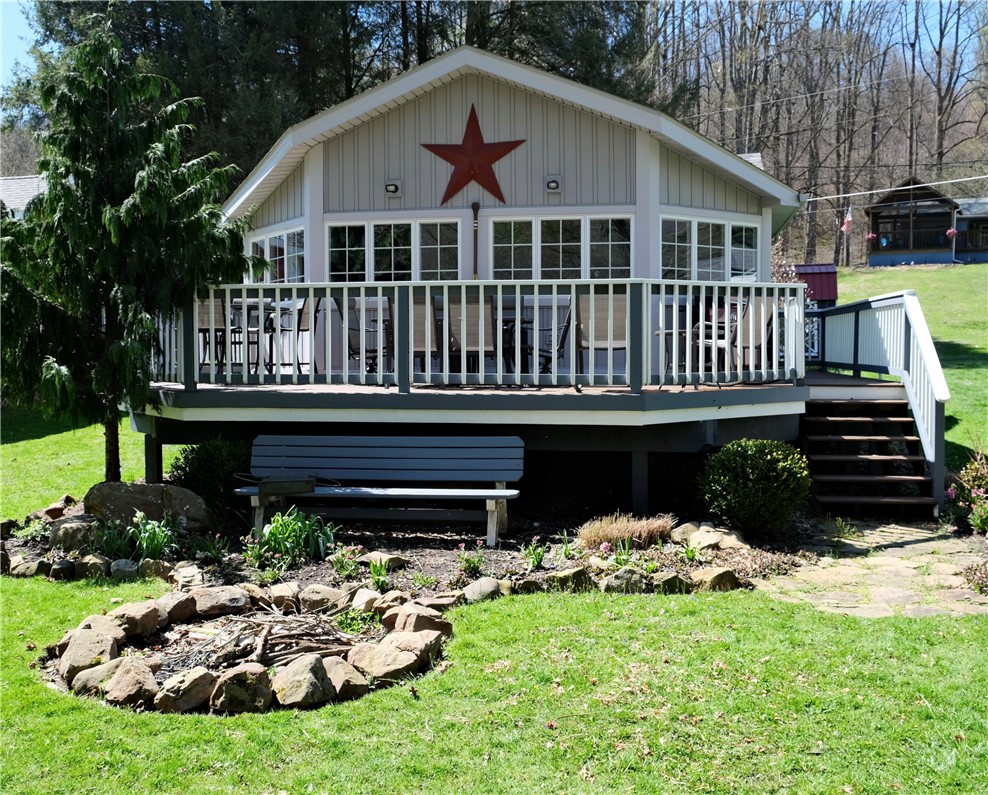 713 Hillville Rd