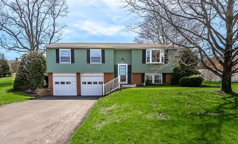 Photo of 185 Princeton Dr, Aliquippa, PA 15001 (MLS # 1745823)