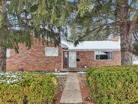 1804 Iowa Ave West Mifflin PA 15122